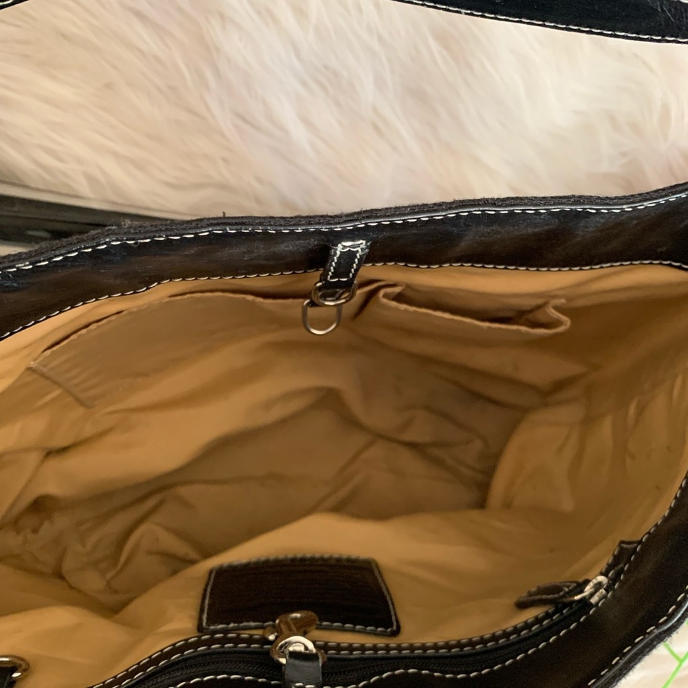 Women's Medium Soulder Purse - Picture 5 of 12